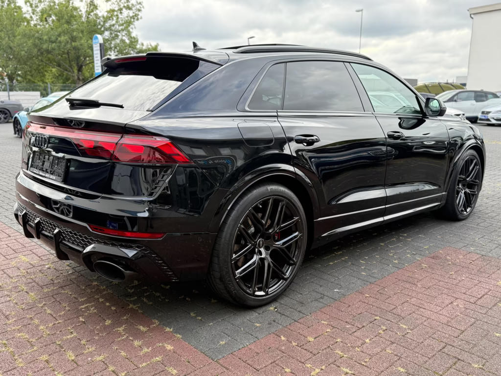 Audi RS Q8