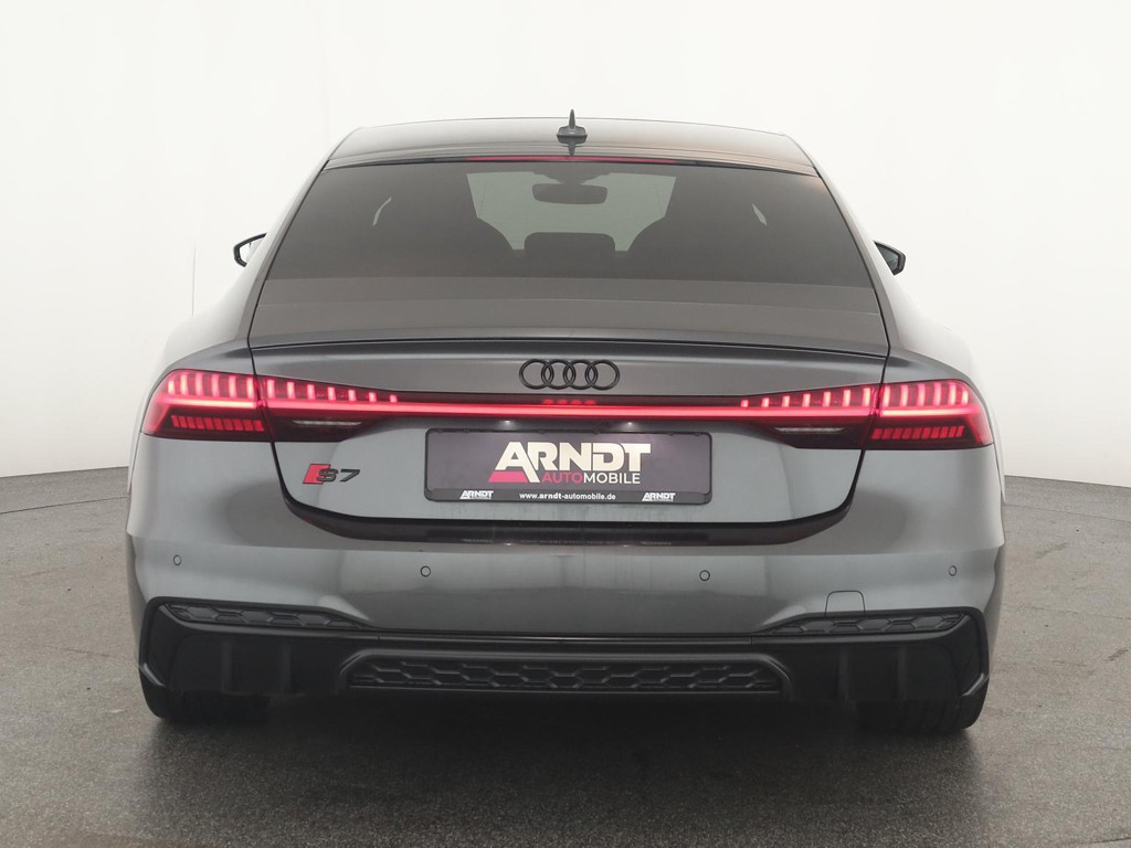 Audi S7