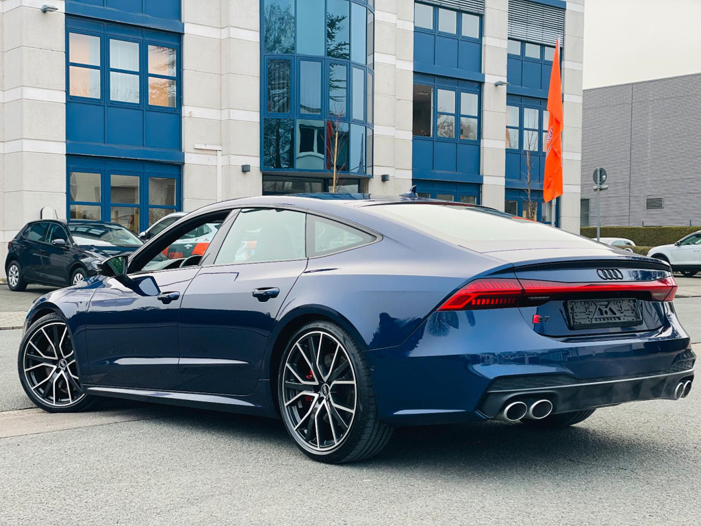 Audi S7