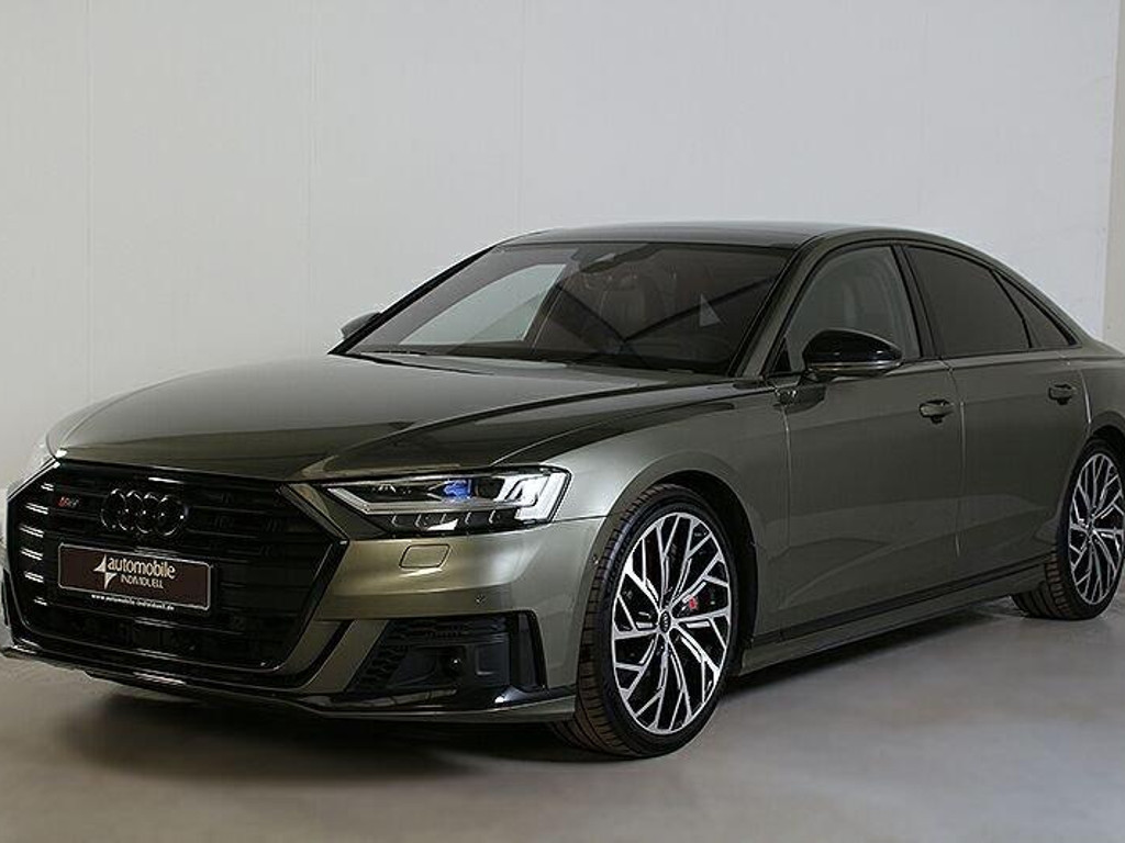 Audi S8
