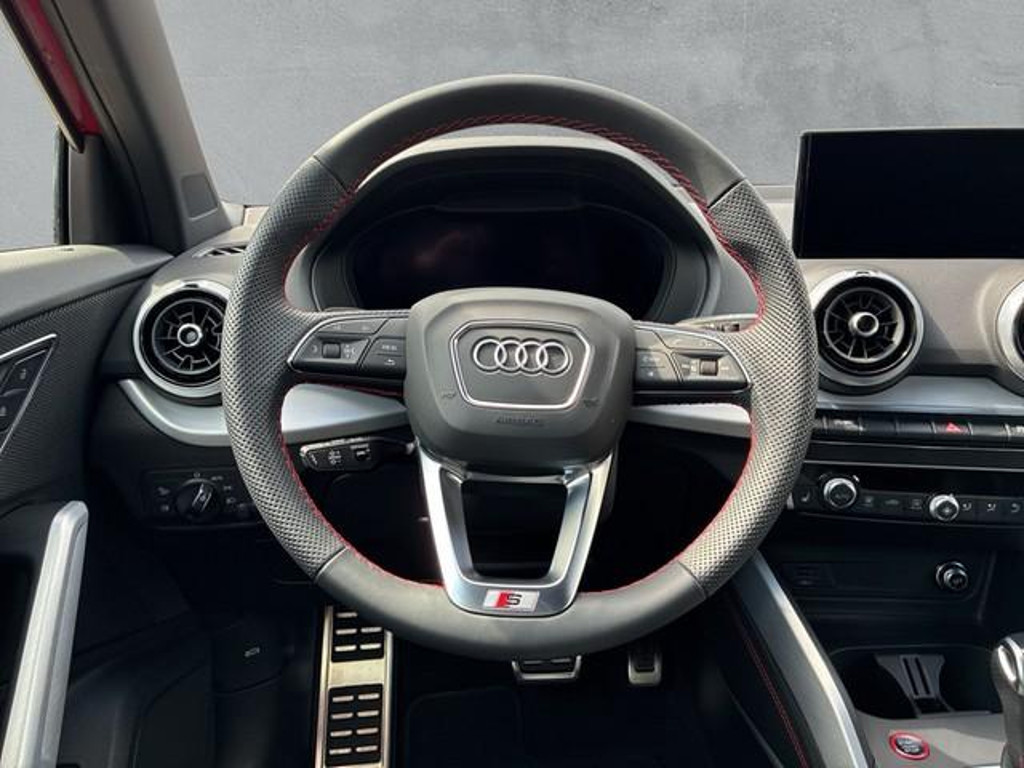 Audi SQ2