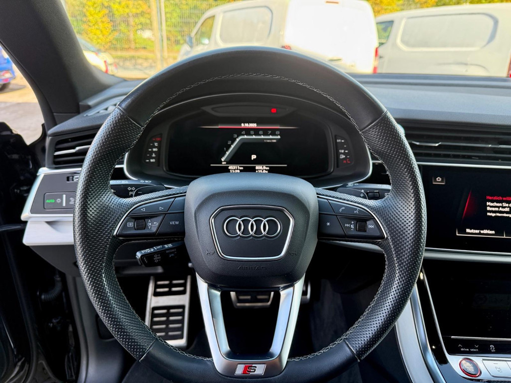 Audi SQ8