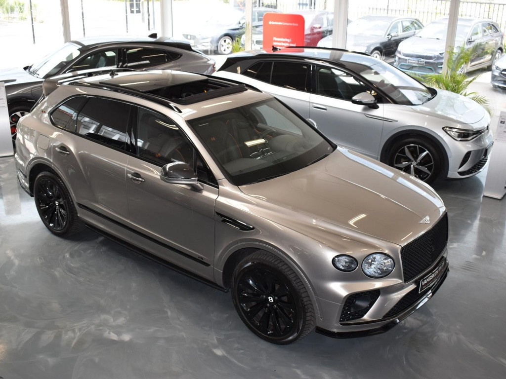 Bentley Bentayga 2022 Benzine