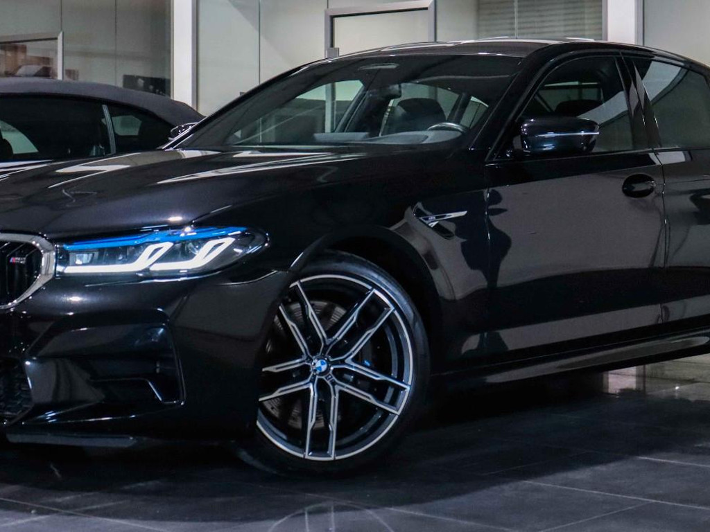 BMW M5