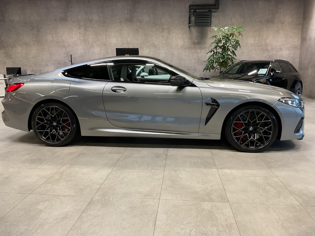 BMW M8
