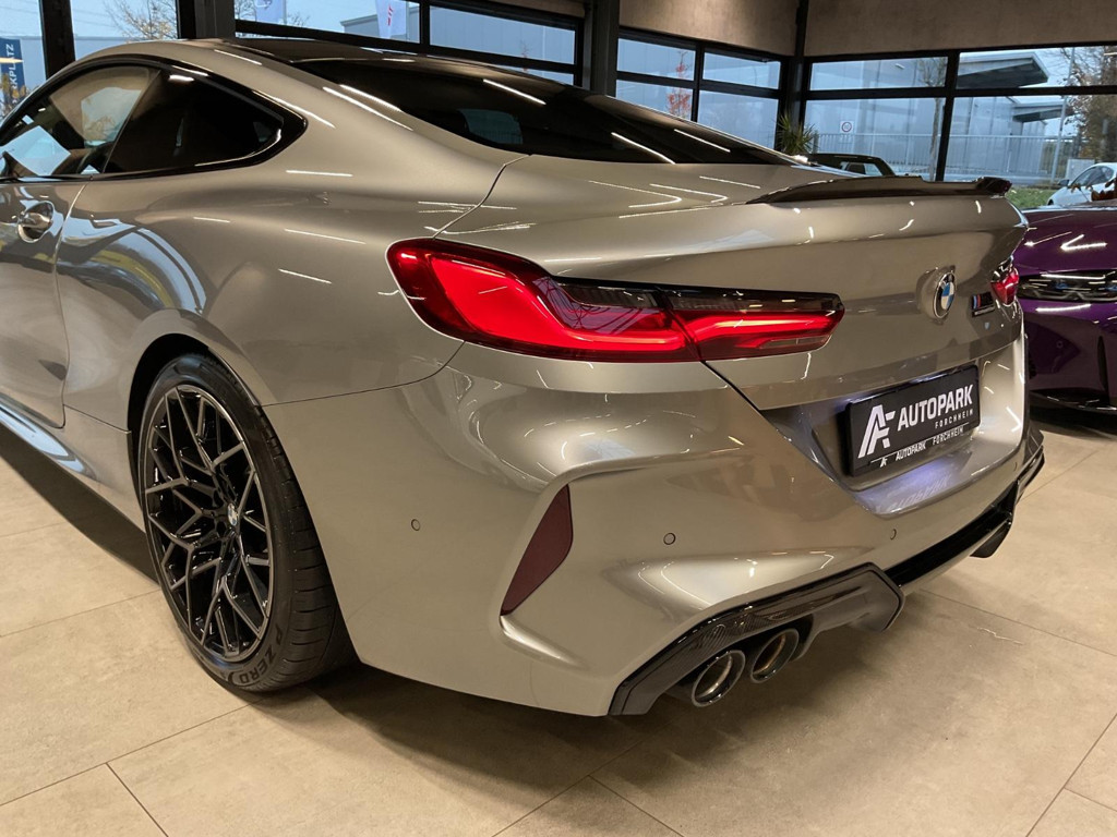 BMW M8