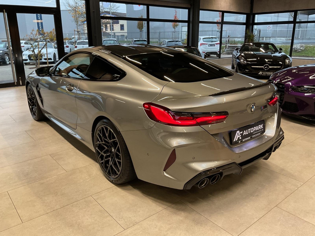 BMW M8