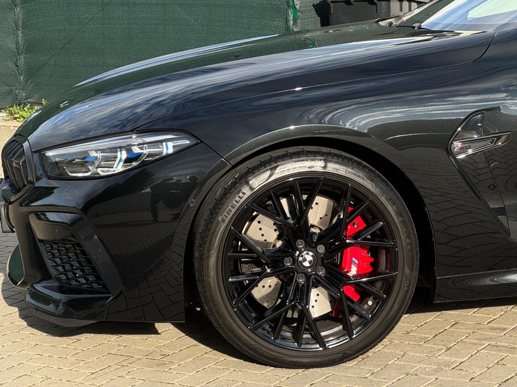 BMW M8