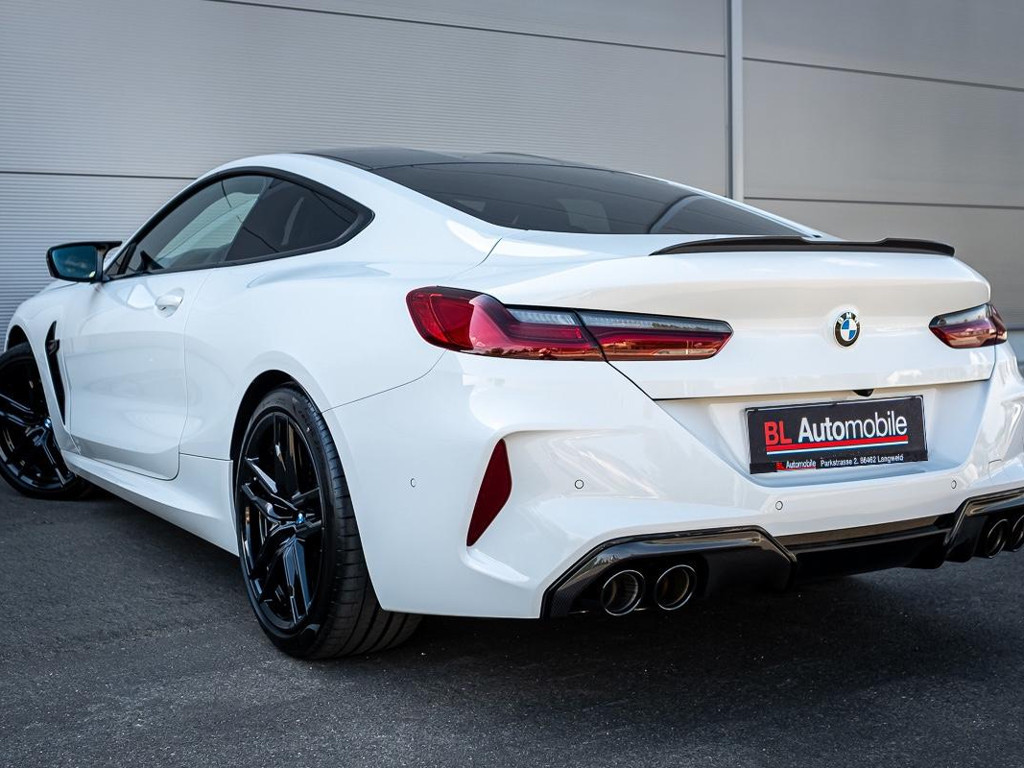BMW M8