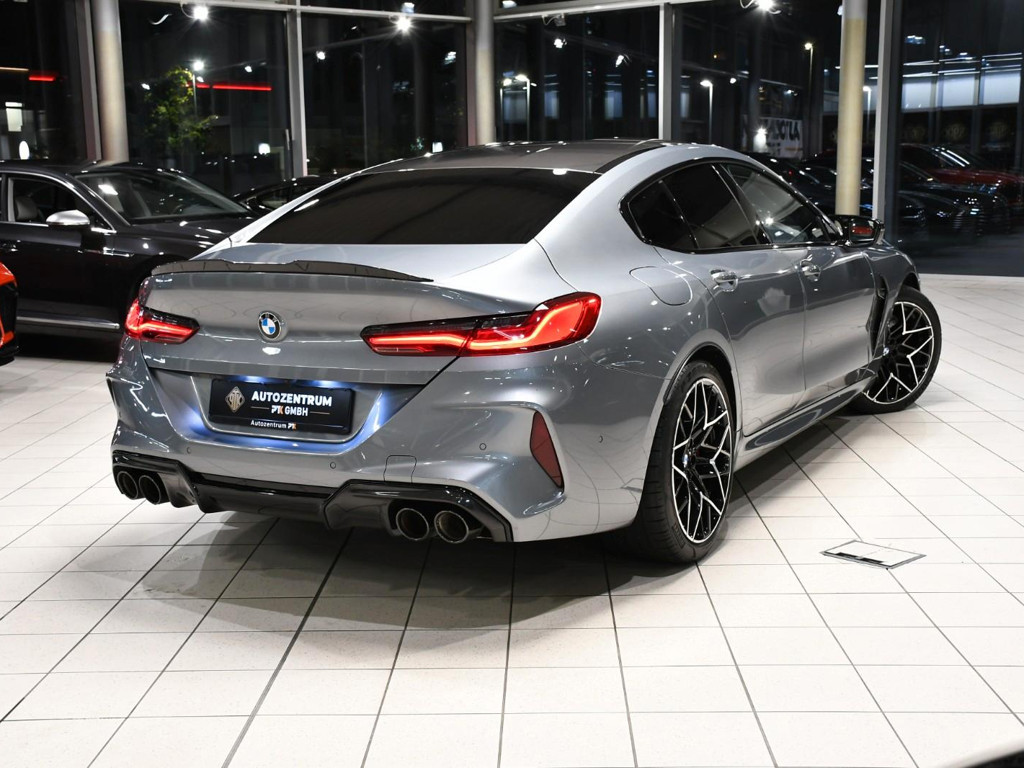 BMW M8