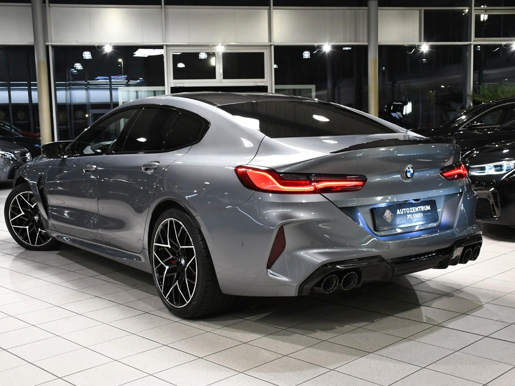 BMW M8