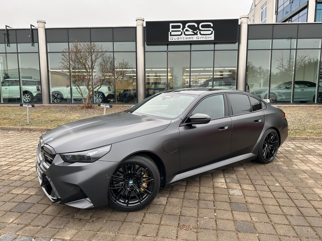 BMW M5