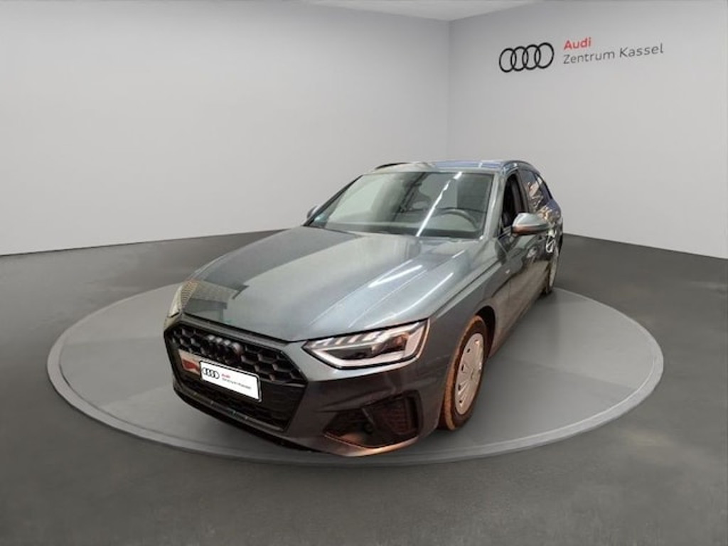 Audi A4 2023 Benzine