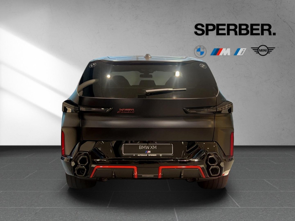 BMW XM