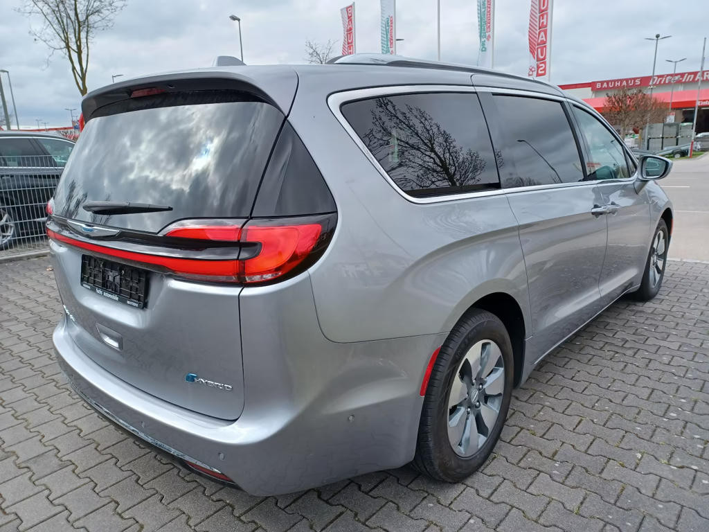 Chrysler Pacifica