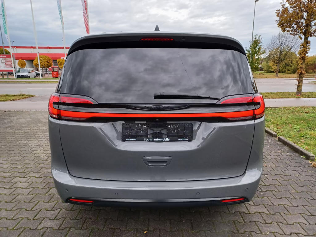 Chrysler Pacifica
