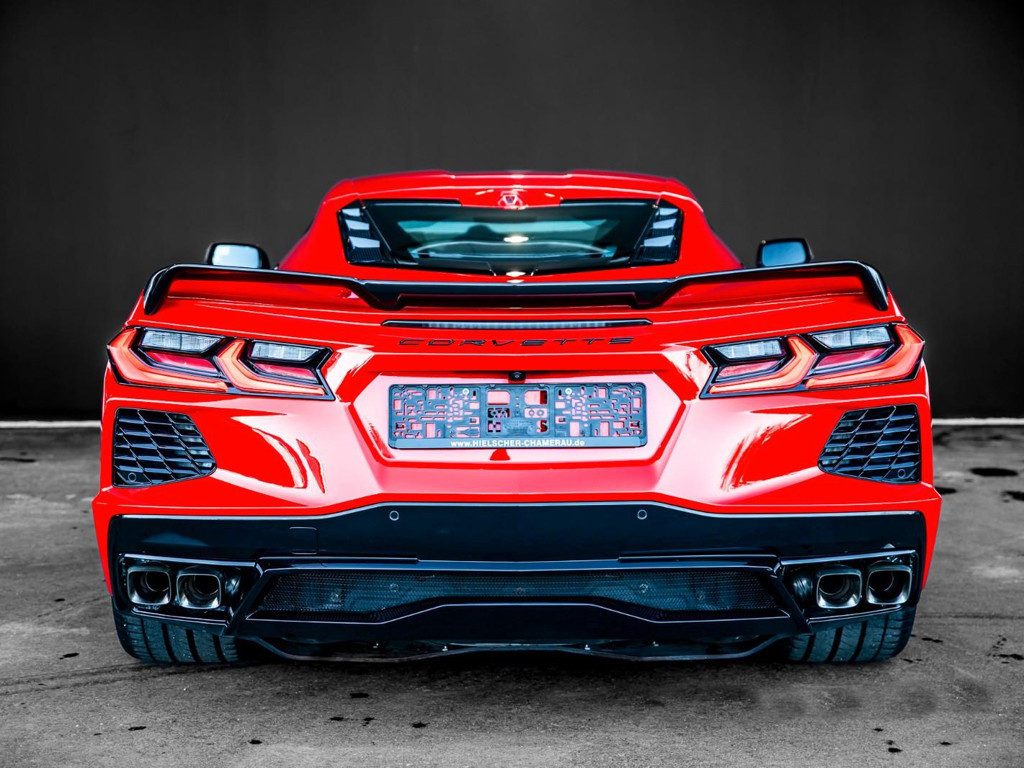Corvette C8