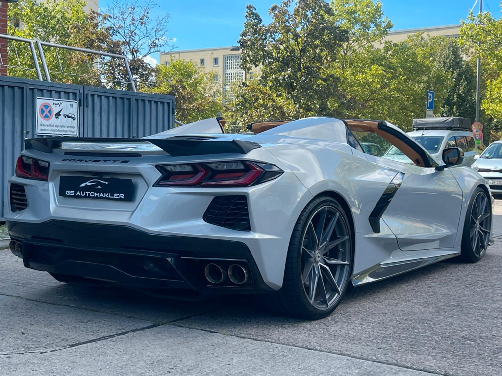 Corvette C8