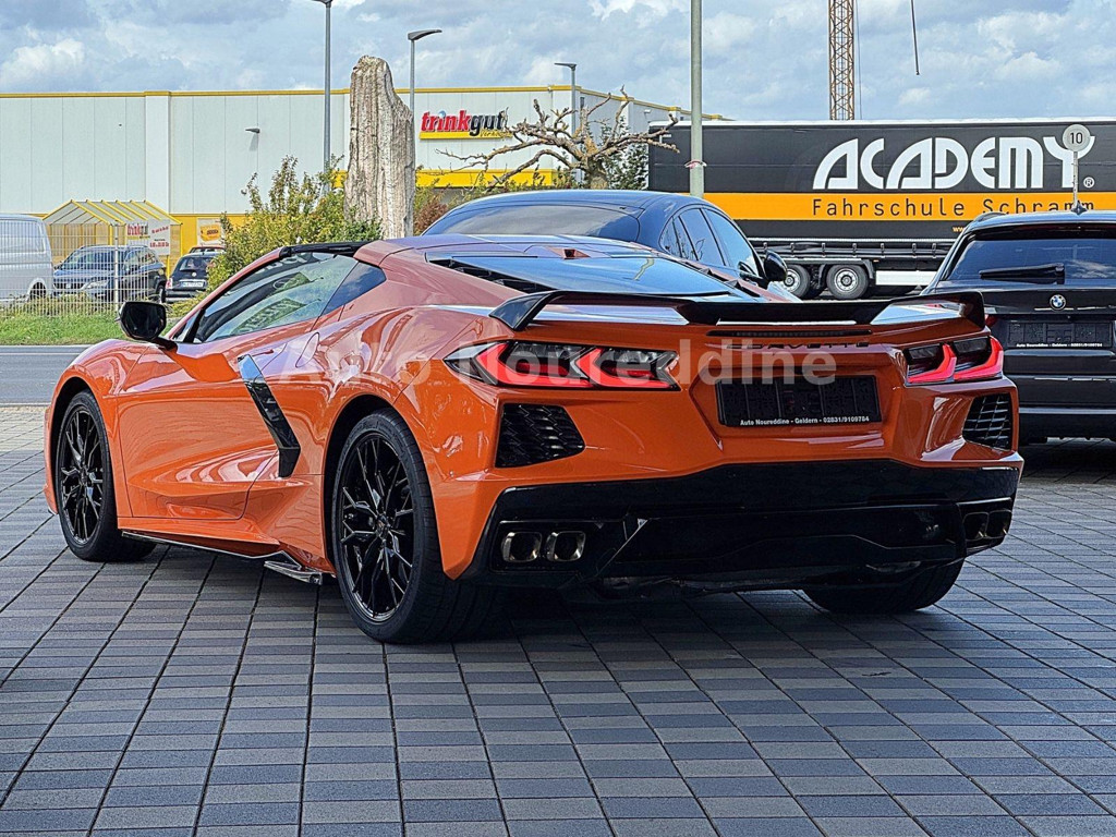 Corvette C8