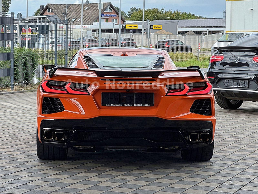 Corvette C8