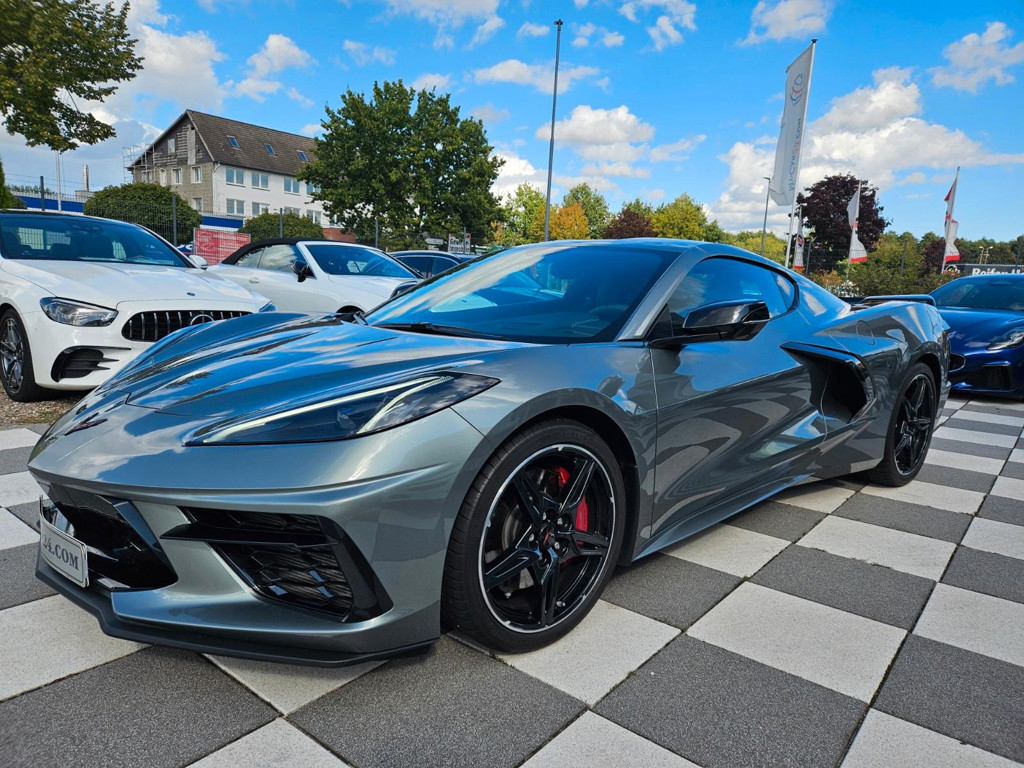 Corvette C8