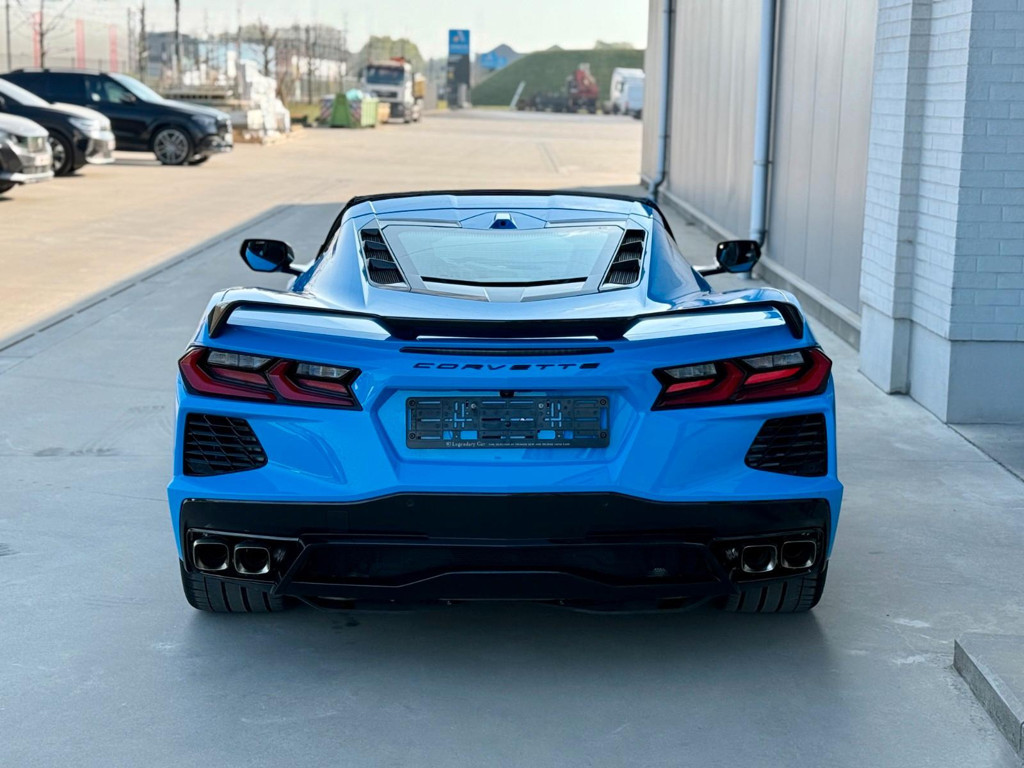 Corvette C8