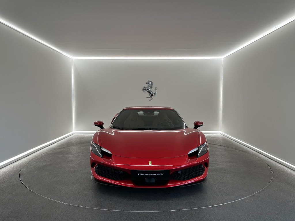 Ferrari 296 2024 Hybride Benzine