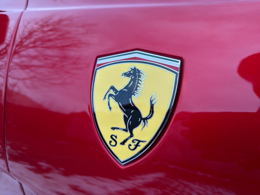 Ferrari 812