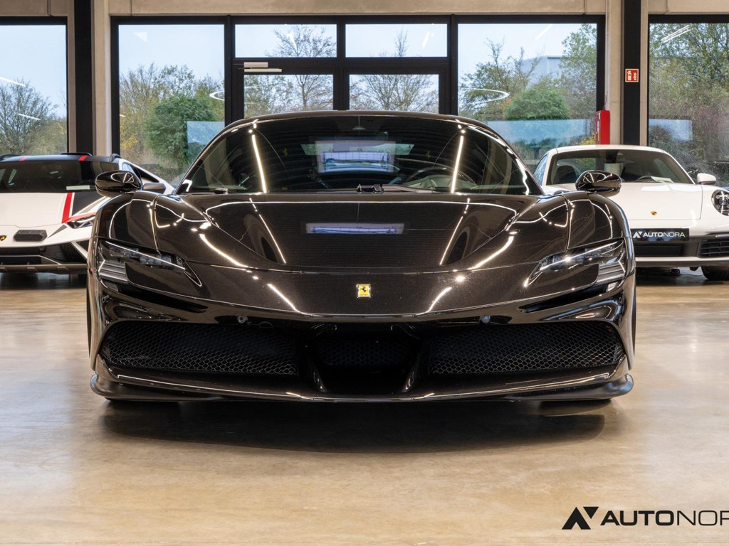 Ferrari SF90