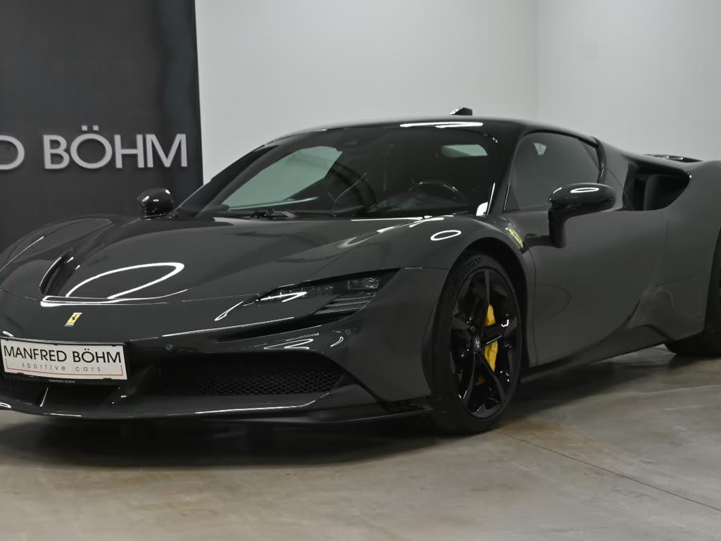 Ferrari SF90