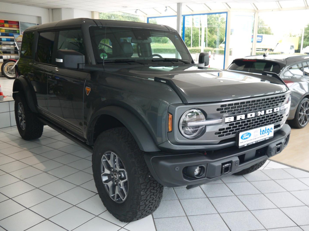 Ford Bronco