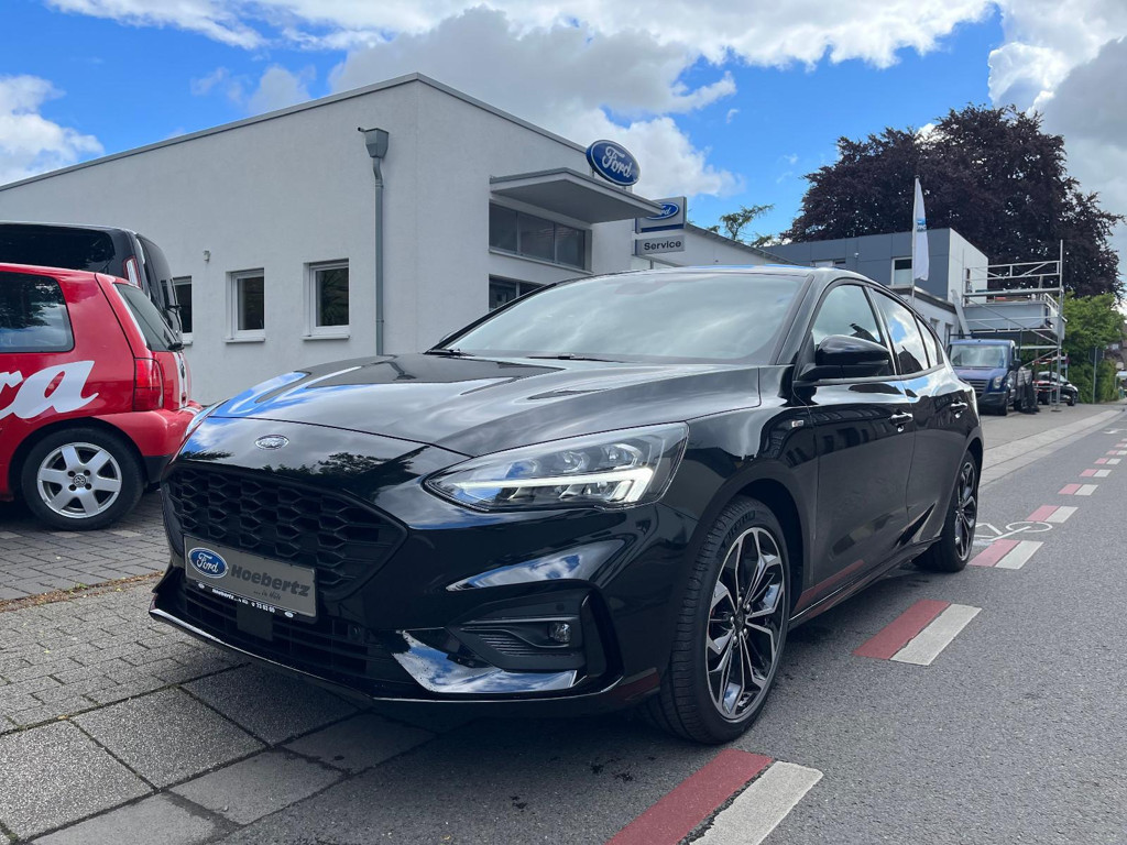 Ford Focus 2022 Benzine