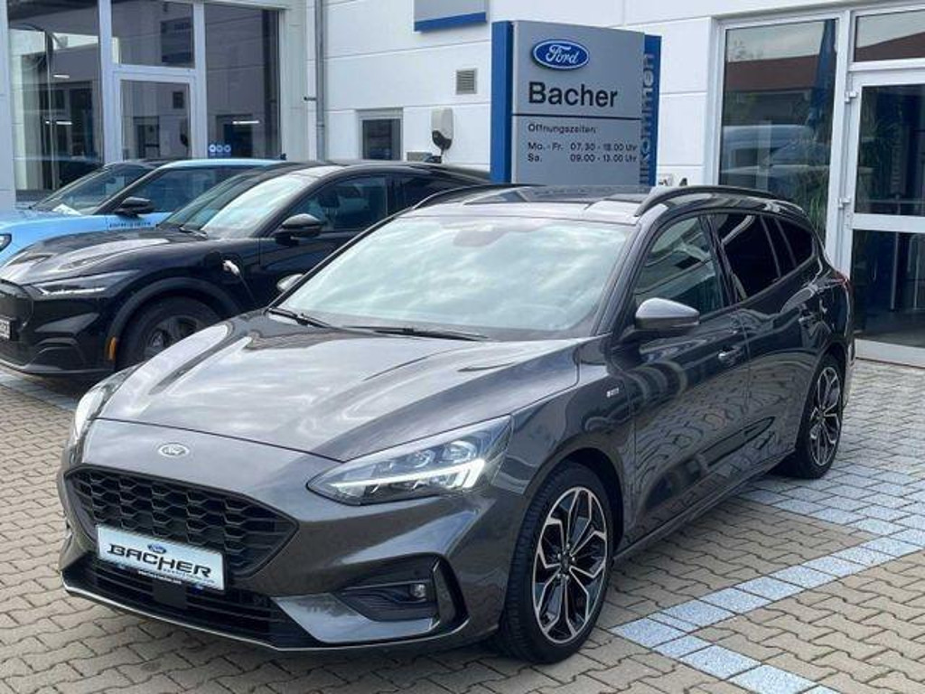 Ford Focus 2022 Benzine