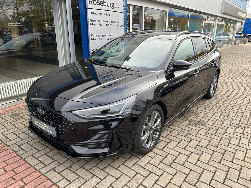 Ford Focus 2023 Hybride Benzine