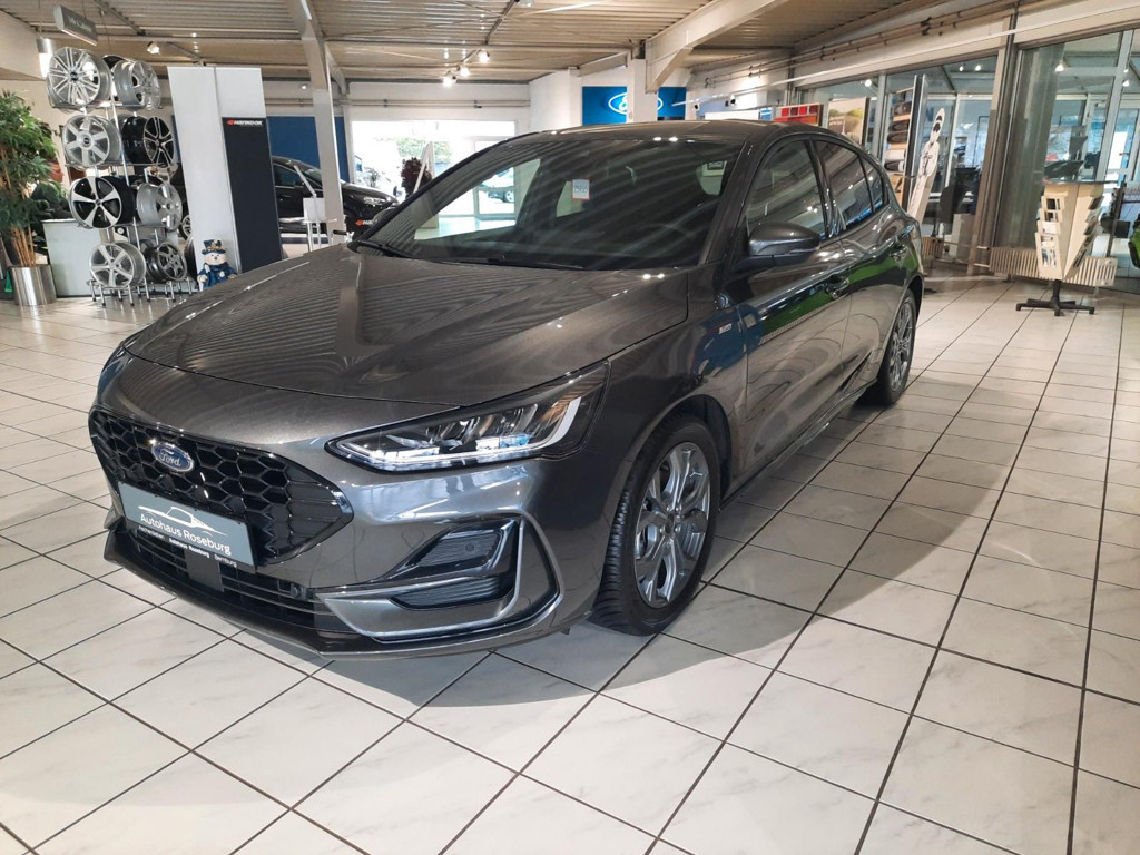 Ford Focus 2023 Hybride Benzine