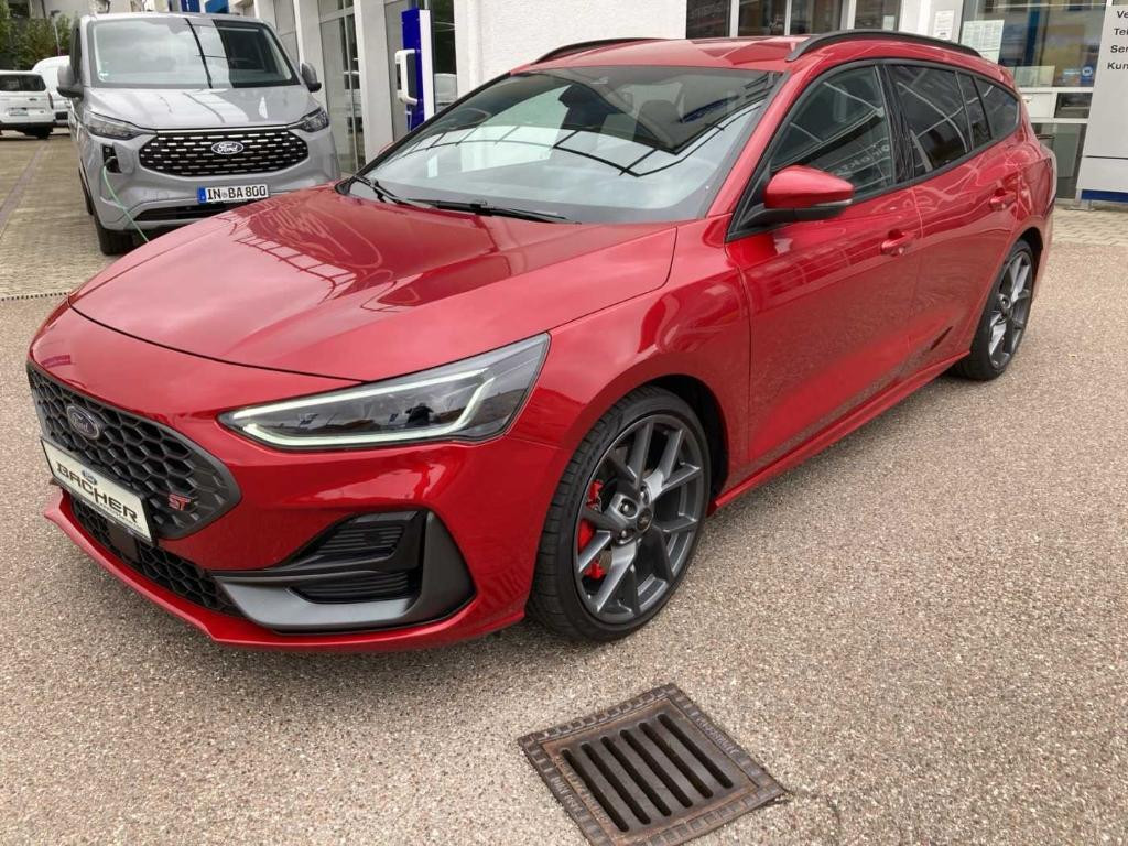 Ford Focus 2023 Benzine