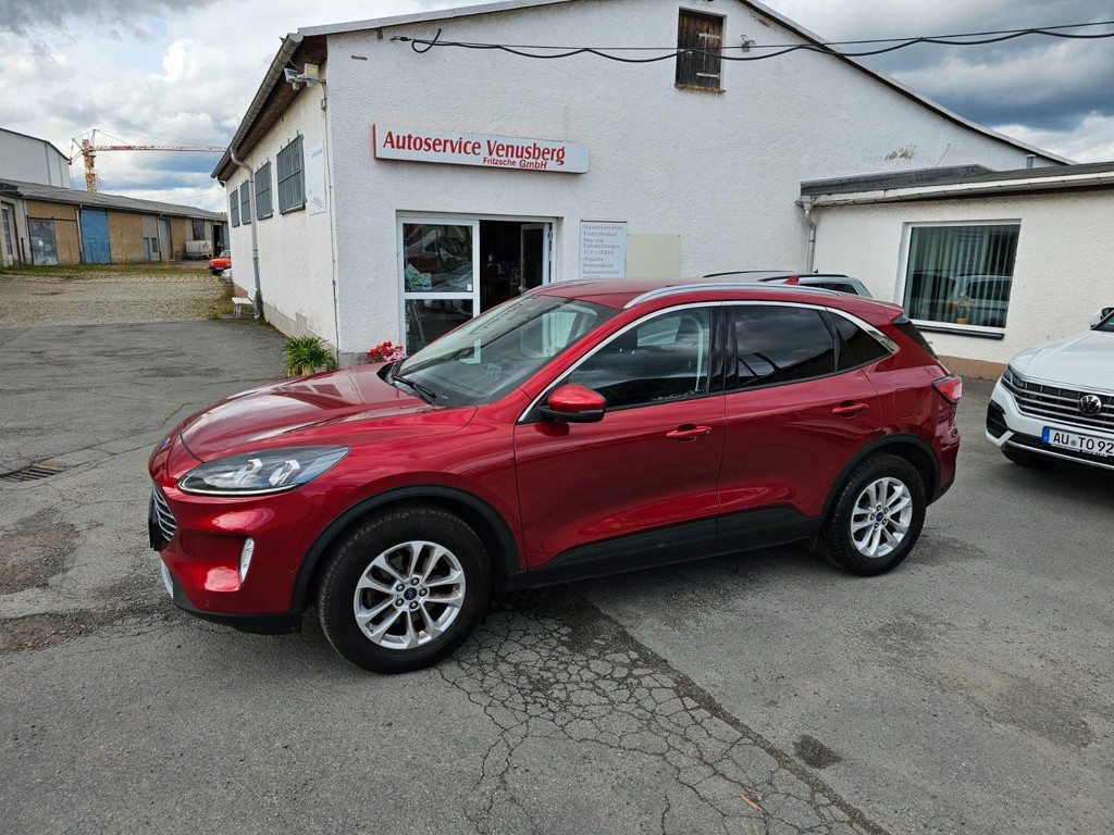 Ford Kuga 2021 Benzine