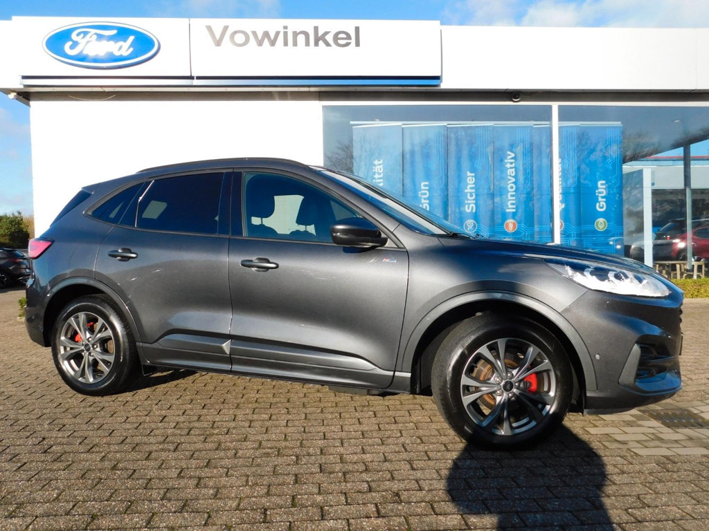 Ford Kuga 2023 Benzine