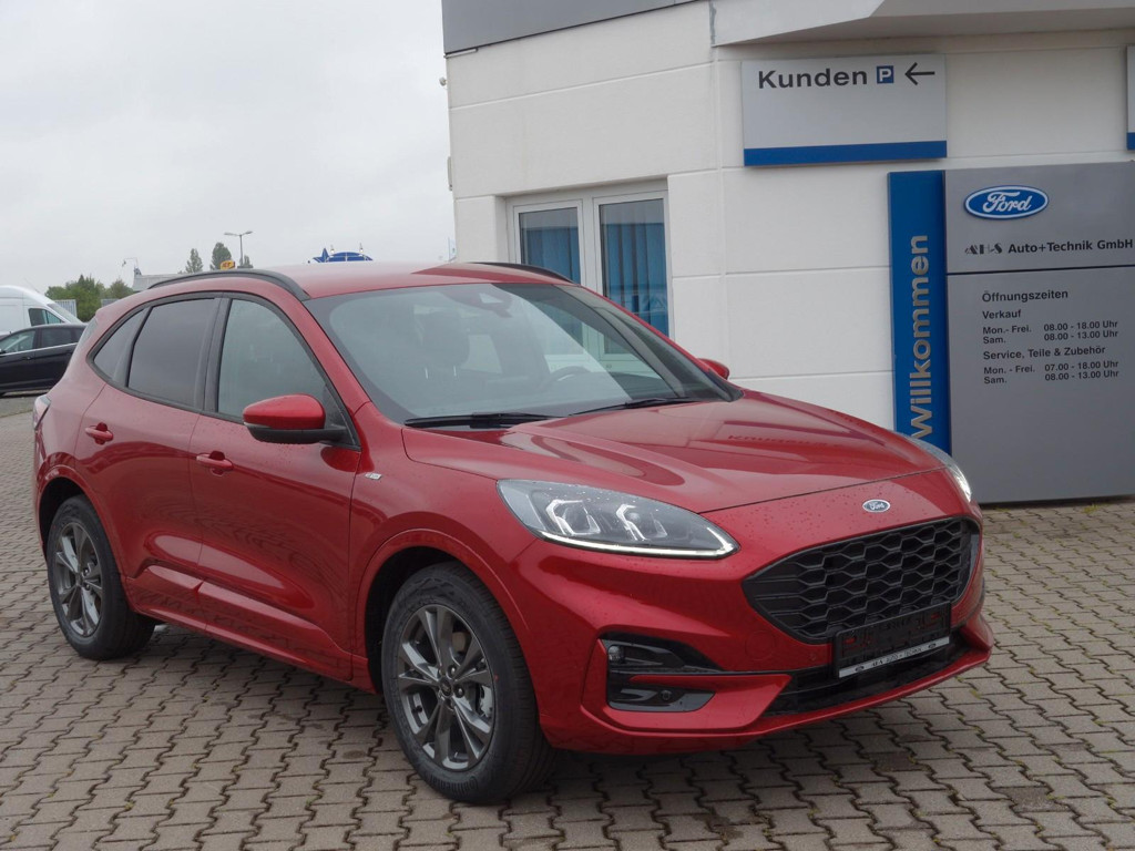Ford Kuga 2023 Benzine