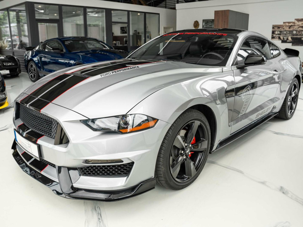 Ford Mustang 2023 Benzine