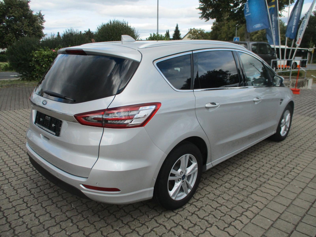 Ford S-Max