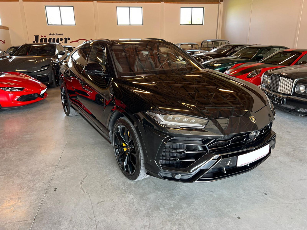 Lamborghini Urus 2022 Benzine