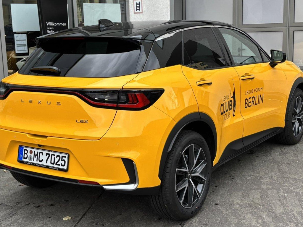 Lexus LBX