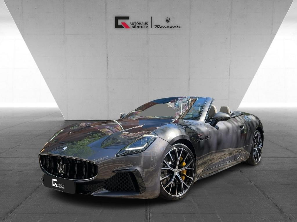 Maserati GranCabrio 2025 Benzine