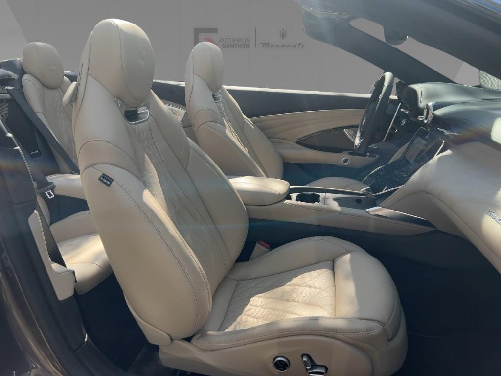 Maserati GranCabrio