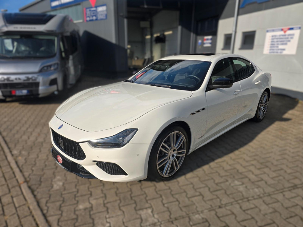 Maserati Ghibli 2021 Benzine