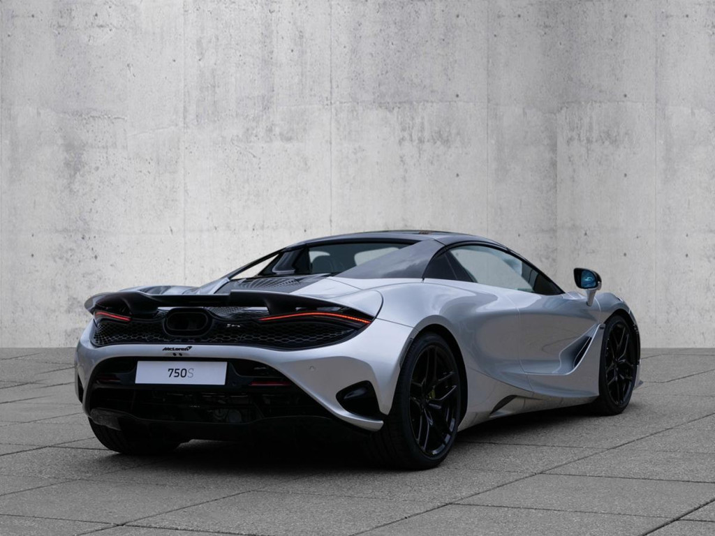 McLaren 750S