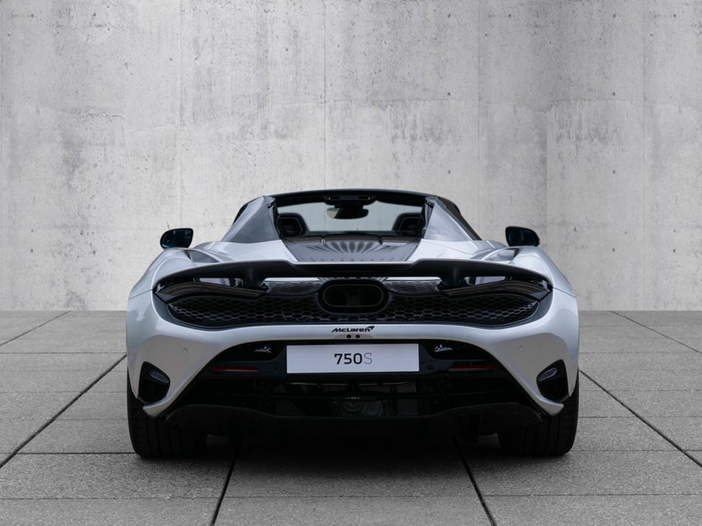 McLaren 750S