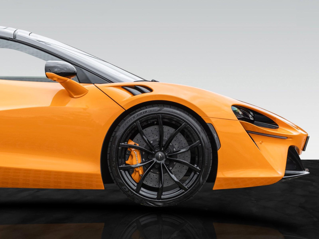 McLaren Artura