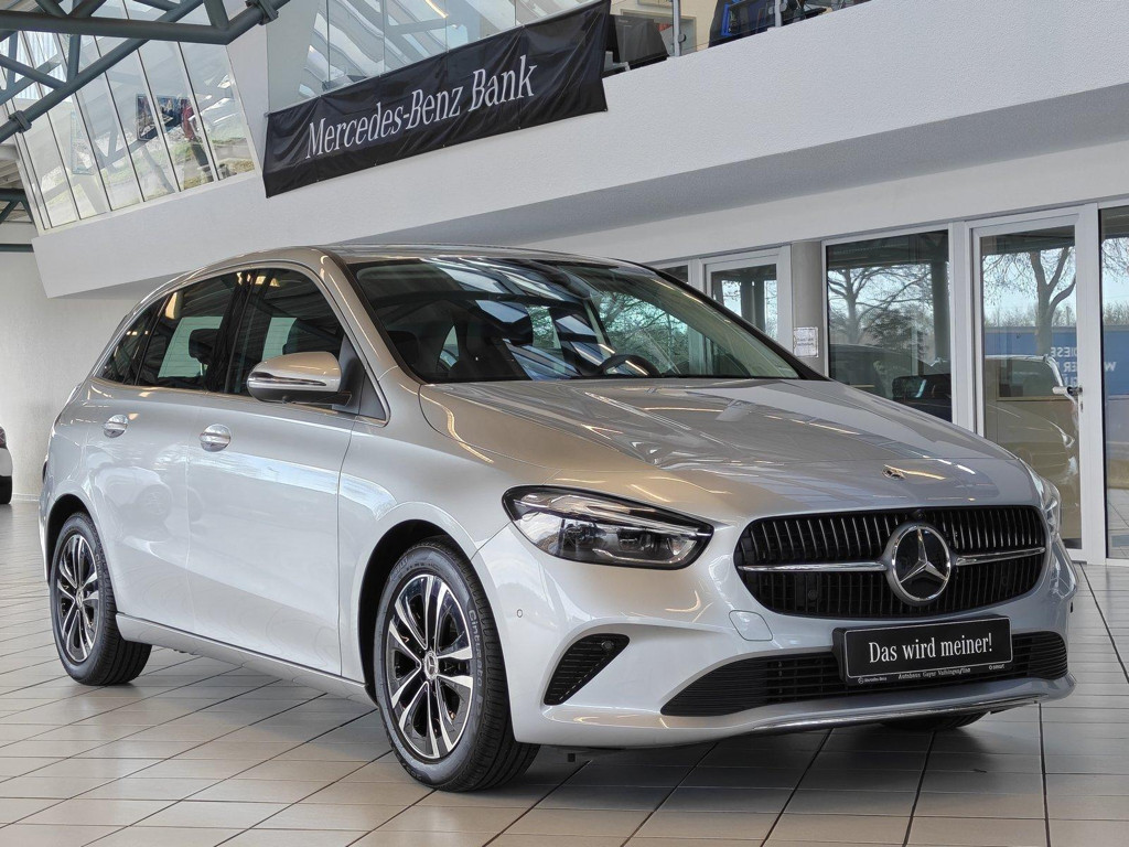 Mercedes-Benz B-Klasse 2024 Benzine